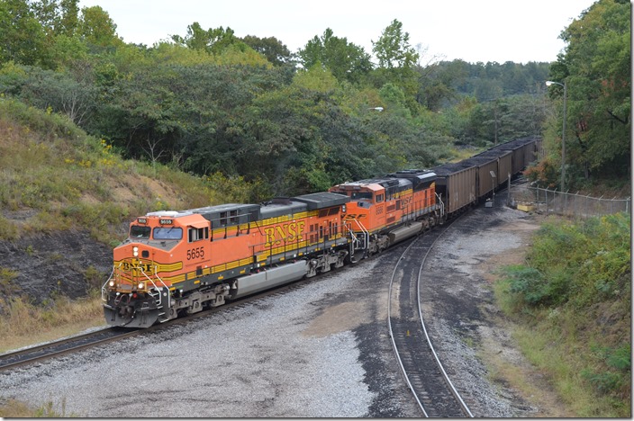 BNSF 5655-8566 start around the loop with 130 JHMX, APOX, HYWX, FURX, RWSX and CNFX loads of PRB coal from Wyoming. Arrriving Miller Plant.